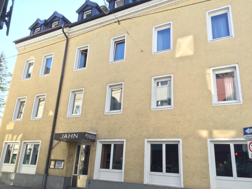 Pension Jahn Salzburg Luaran gambar
